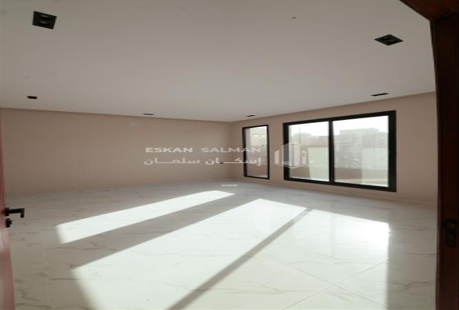 252592 - Property Image 2
