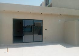 Duplex - 4 bedrooms - 7 bathrooms for للبيع in Al Munsiyah - East Riyadh - Ar Riyadh