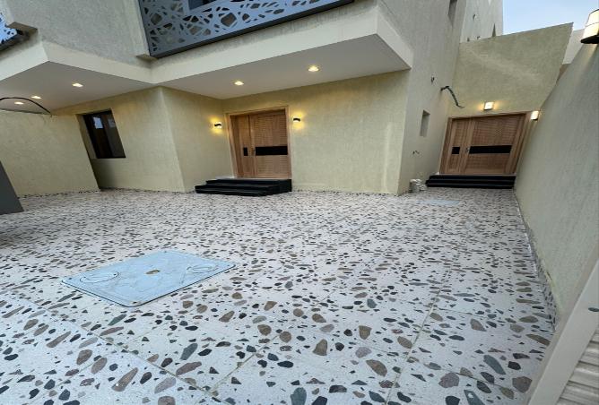 258427 - Property Image 2