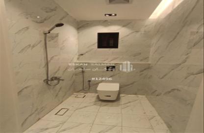 Apartment - 4 Bedrooms - 3 Bathrooms for sale in Aleasiluh - Jazan