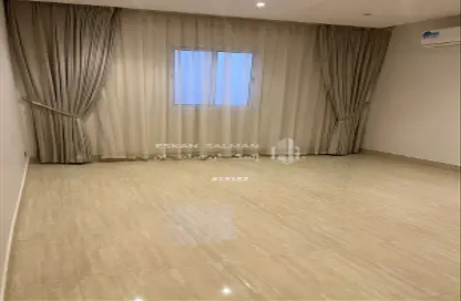 Apartment - 4 Bedrooms - 4 Bathrooms for sale in Al Yarmuk - Riyadh - Ar Riyadh