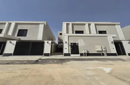 شقة - 4 غرف نوم - 3 حمامات للبيع في المعيزيلة - الرياض - الرياض