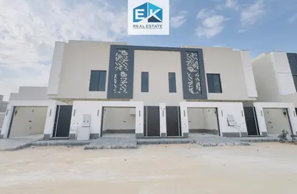 فيلا - 4 غرف نوم - 4 حمامات للبيع في المعيزيلة - الرياض - الرياض