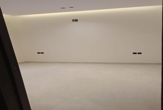 258605 - Property Image 3