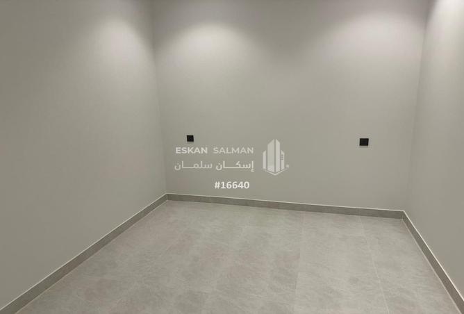 256608 - Property Image 3