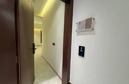 Apartment - 4 Bedrooms - 3 Bathrooms for sale in Al Yarmuk - Riyadh - Ar Riyadh