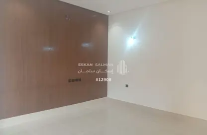 Full Floor - 6 Bedrooms - 3 Bathrooms for sale in Tuwaiq - Riyadh - Ar Riyadh