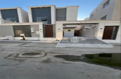 Villa - 7+ Bedrooms - 5 Bathrooms for sale in Al Basatin Al Sharqi - Bariduh - Al Qassim