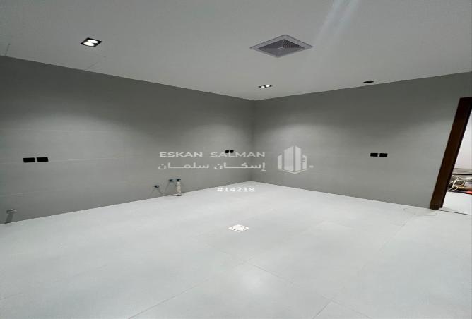 253066 - Property Image 3