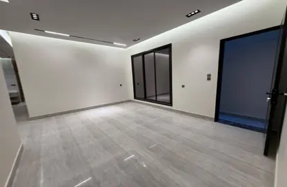 Full Floor - 5 Bedrooms - 5 Bathrooms for sale in Qurtubah - Riyadh - Ar Riyadh