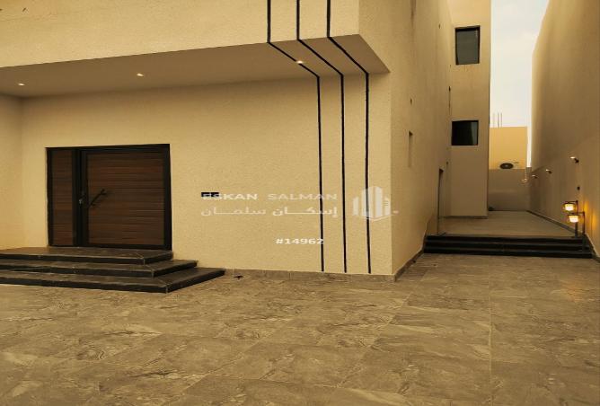 253939 - Property Image 2