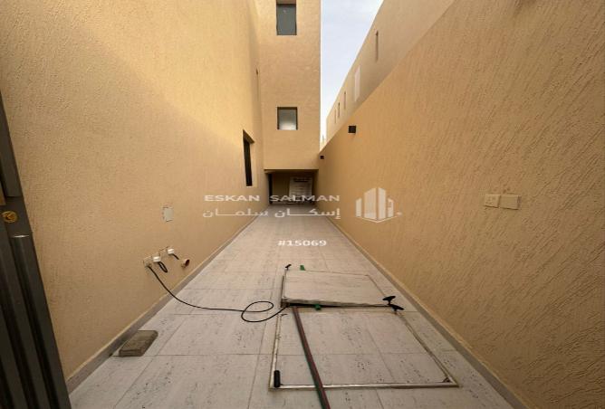 254137 - Property Image 2