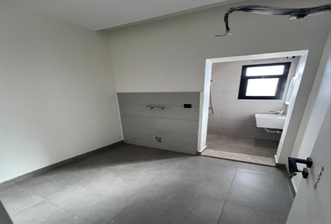 258430 - Property Image 3