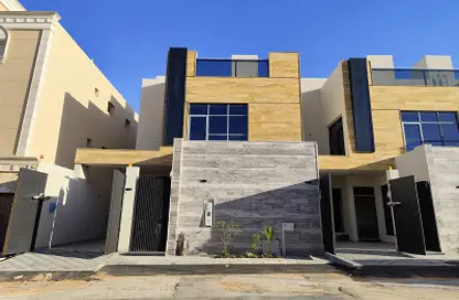 Villa - 7 Bedrooms - 7 Bathrooms for sale in Qurtubah - Riyadh - Ar Riyadh