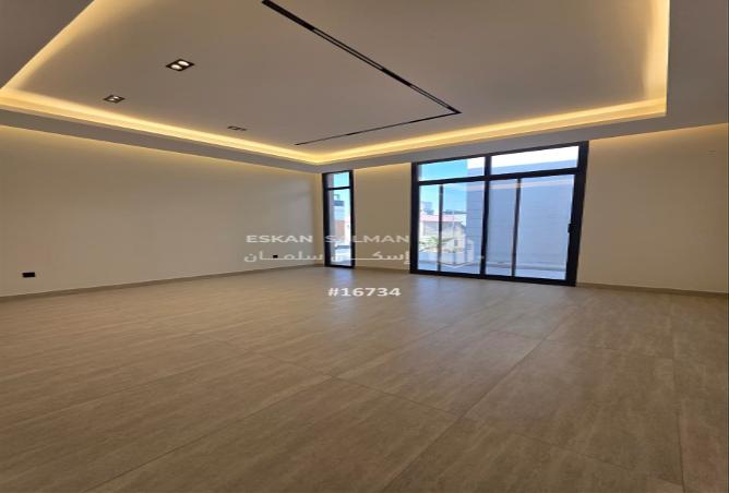 256827 - Property Image 2