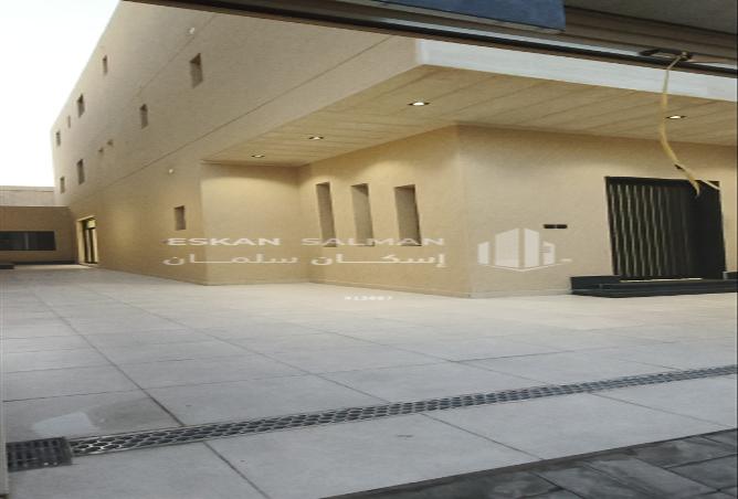 252325 - Property Image 2