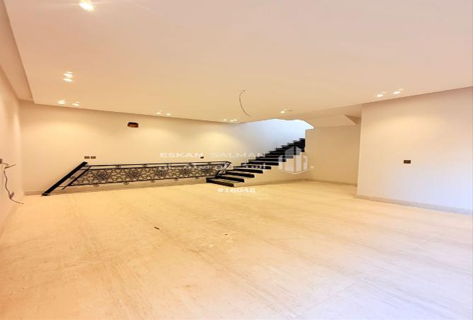 255887 - Property Main Image