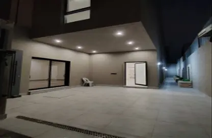 Full Floor - 4 Bedrooms - 4 Bathrooms for sale in Ar Rimal - Riyadh - Ar Riyadh