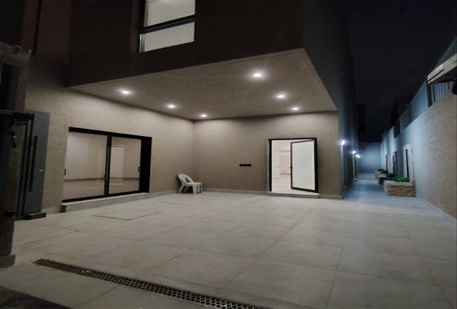 258127 - Property Main Image