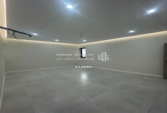 253905 - Property Image 2