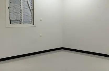 شقة - 1 حمام للايجار في النهضة - الرياض - الرياض