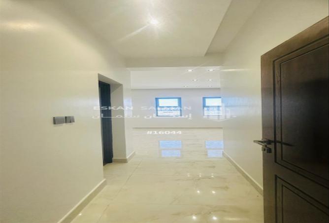 255839 - Property Image 2