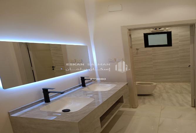 244880 - Property Image 3