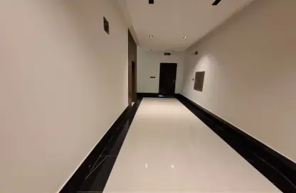 شقة - 4 غرف نوم - 3 حمامات للبيع في اليرموك - الرياض - الرياض