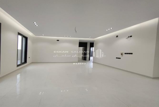 249928 - Property Image 2