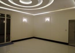 Apartment - 6 bedrooms - 3 bathrooms for للبيع in Al Yarmuk - East Riyadh - Ar Riyadh