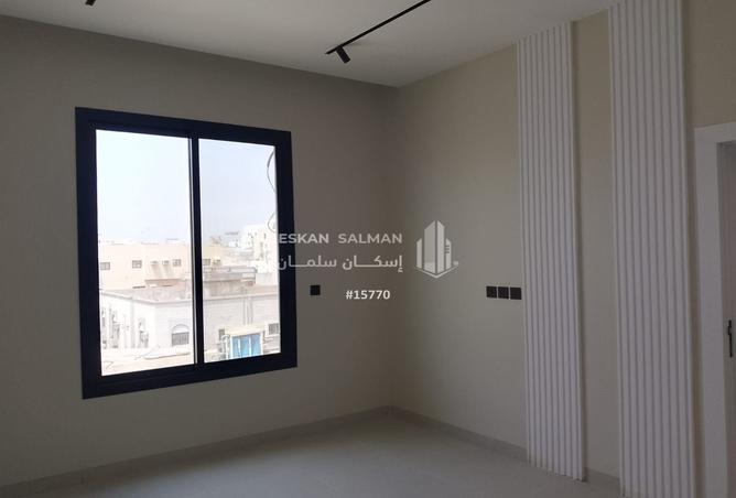 255441 - Property Image 2