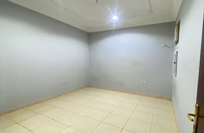 شقة - 2 غرف نوم - 1 حمام للايجار في الملك فيصل - الرياض - الرياض