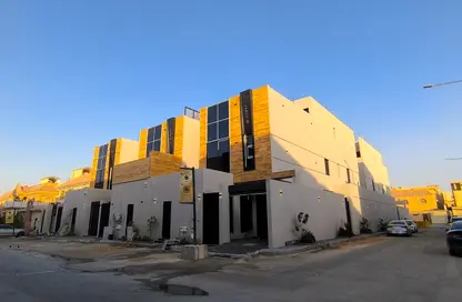 فيلا - 4 غرف نوم - 4 حمامات للبيع في اليرموك - الرياض - الرياض