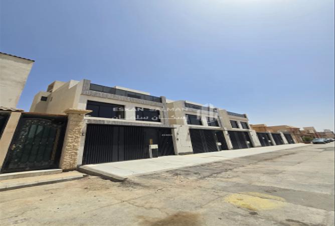 251528 - Property Image 2