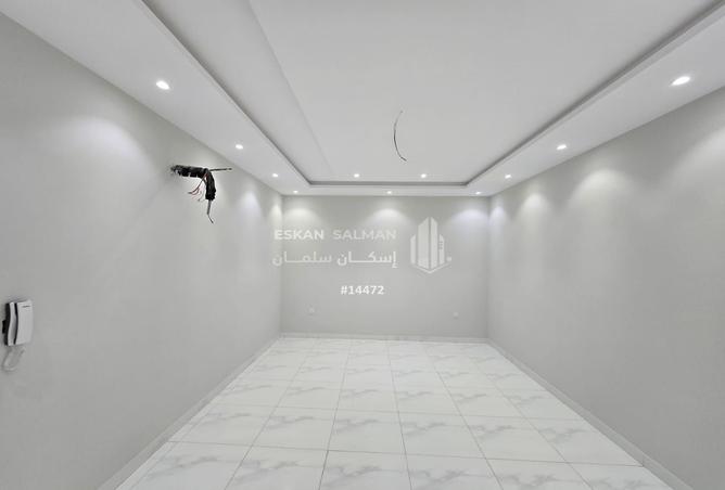 253356 - Property Image 2