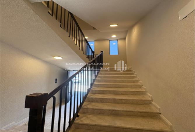 252400 - Property Image 3