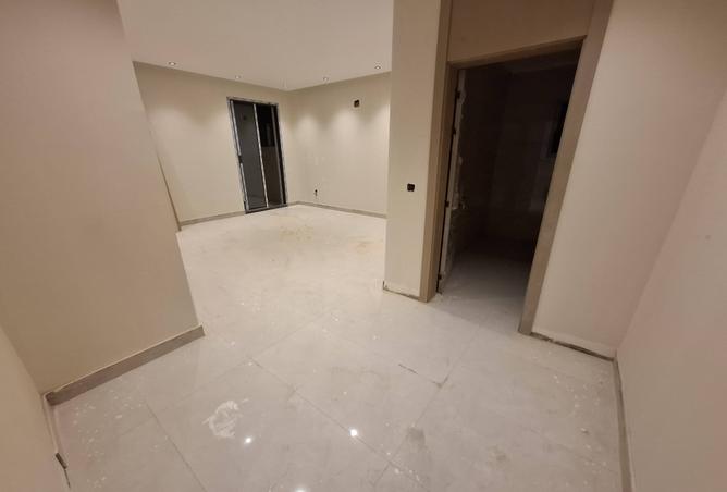 254945 - Property Image 3