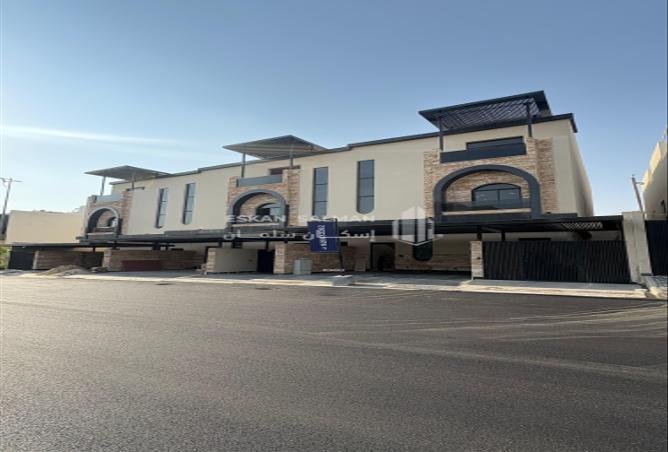 256618 - Property Image 2