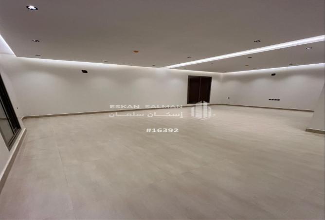 256391 - Property Image 2
