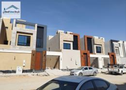 دوبلكس - 5 غرف نوم - 7 حمامات for للبيع in حي المونسية - شرق الرياض - الرياض