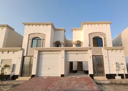 Villa - 5 bedrooms - 5 bathrooms for للبيع in Al Amwaj - Al Khubar - Eastern