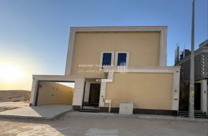 Apartment - 4 Bedrooms - 4 Bathrooms for sale in Al Janadriyah - Riyadh - Ar Riyadh