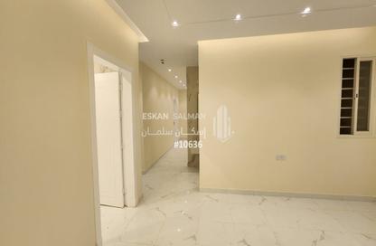 Full Floor - 6 Bedrooms - 4 Bathrooms for sale in Al Dhurfah - Khamis Mushayt - Asir