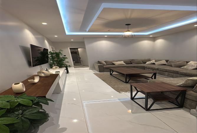 256739 - Property Image 2