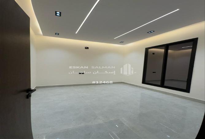 249818 - Property Image 2