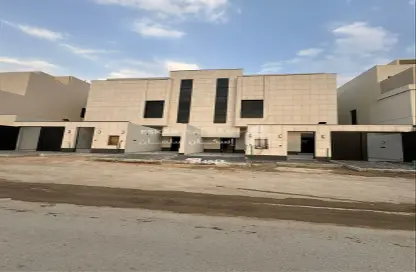 Apartment - 7+ Bedrooms - 6 Bathrooms for sale in Al Janadriyah - Riyadh - Ar Riyadh
