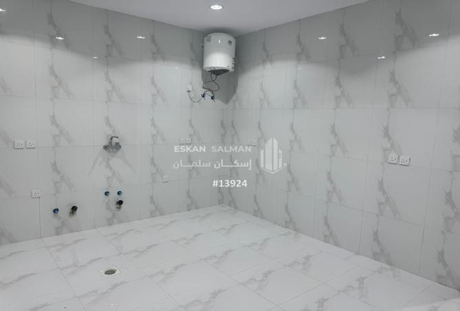 252365 - Property Image 3