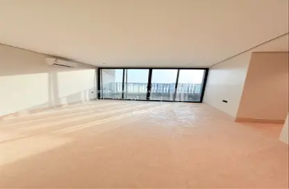 Apartment - 5 Bedrooms - 4 Bathrooms for sale in Al Hamra - Al Khubar - Eastern