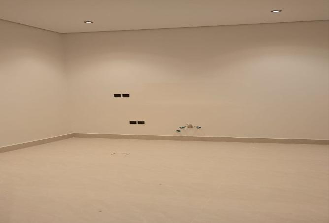 258735 - Property Image 2