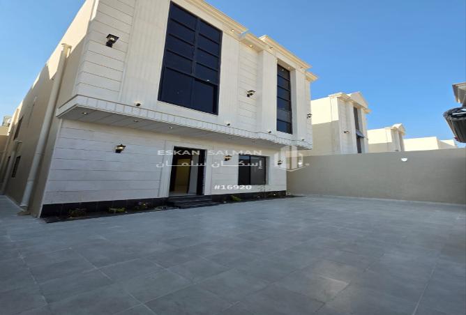 257089 - Property Image 2